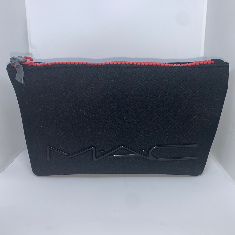 Mac black bag with red zipper